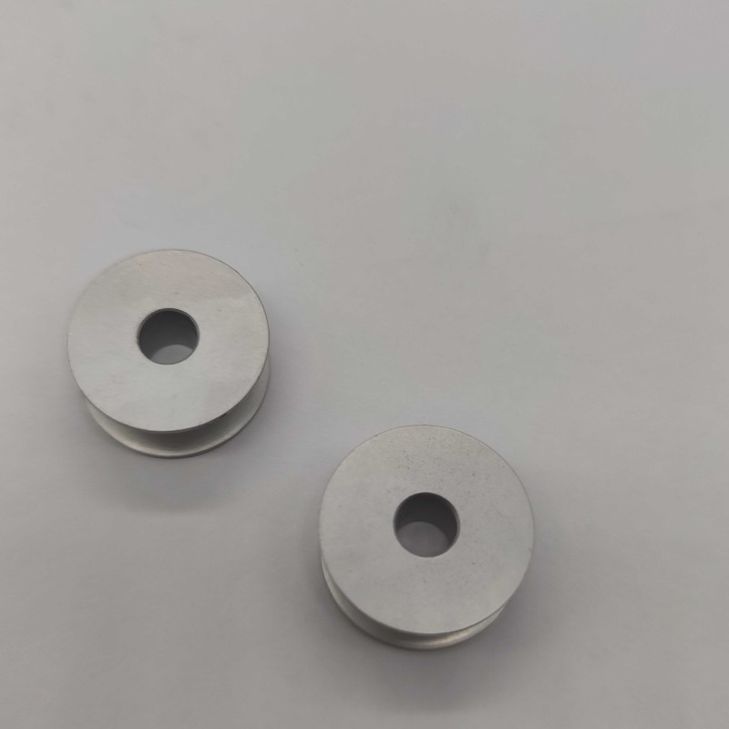 JACK single bobbin